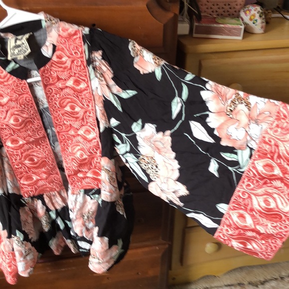 XS Jaase Kimono style Jacket - Picture 2 of 3